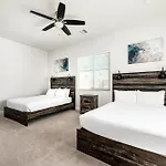 Endless Entertainment And 1.5 Miles From Old Town Stay At Sunbaked Terrace
